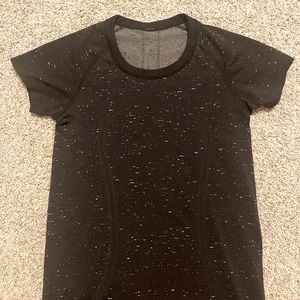 RARE lululemon swiftly tech tee black/white speckles